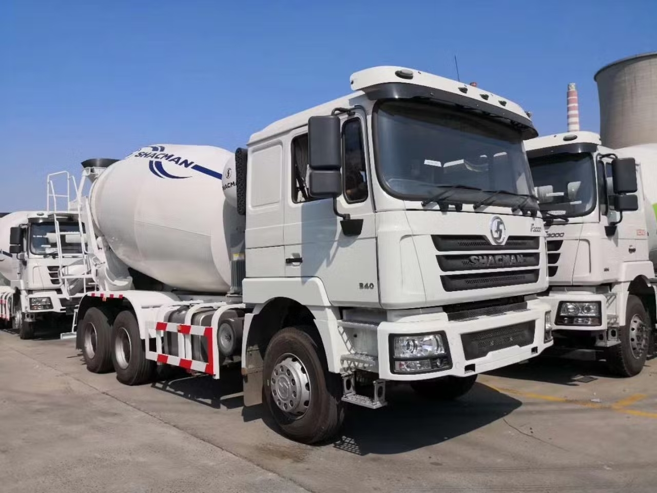 Xe Bồn Trộn Bê Tông Shacman